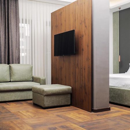 Triumf Hotel Prizren Exterior foto