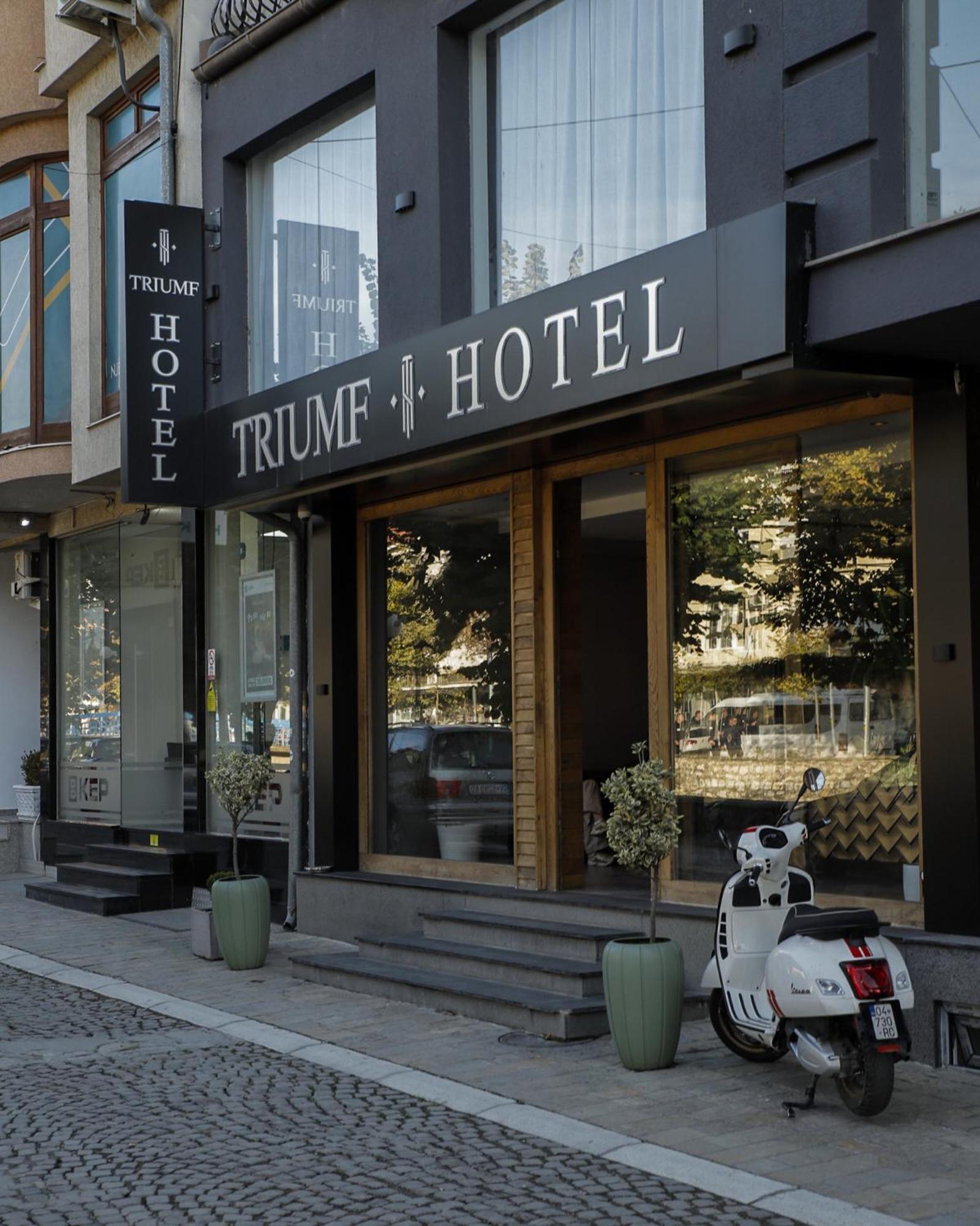 Triumf Hotel Prizren Exterior foto